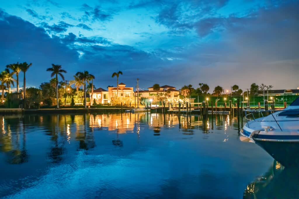 Service Areas 6 - Blue Science Pools ® - Florida AdobeStock 376473163 - Service Areas - Blue Science Pools ® - Florida